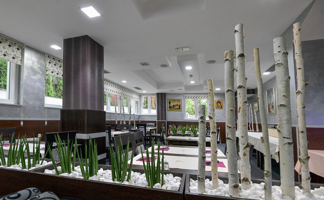 Garni Hotel Simsir Zlatibor Exteriör bild
