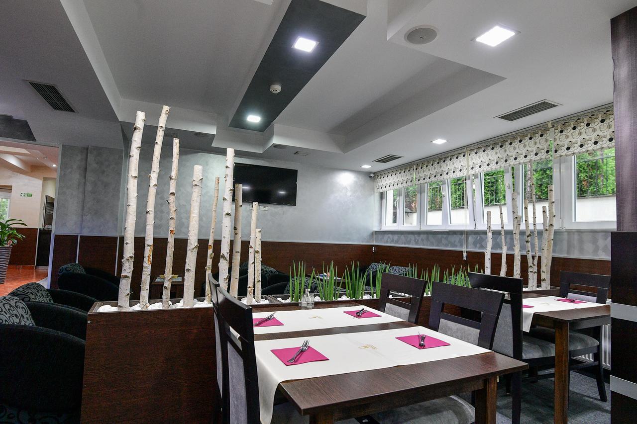 Garni Hotel Simsir Zlatibor Exteriör bild