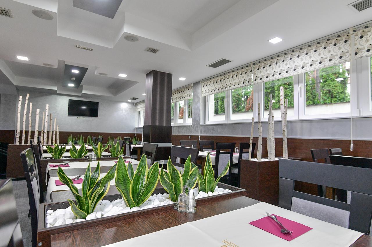 Garni Hotel Simsir Zlatibor Exteriör bild