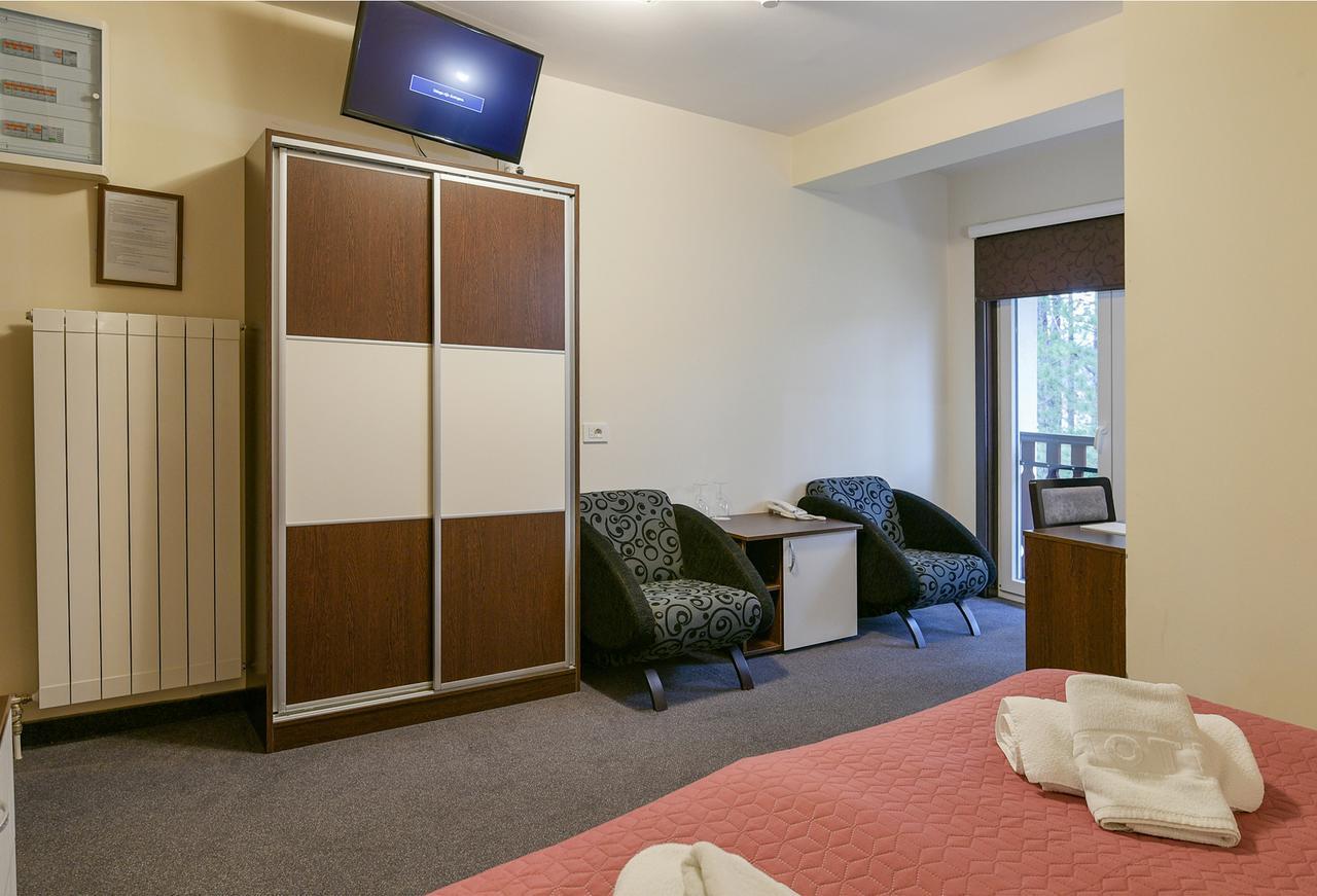 Garni Hotel Simsir Zlatibor Exteriör bild